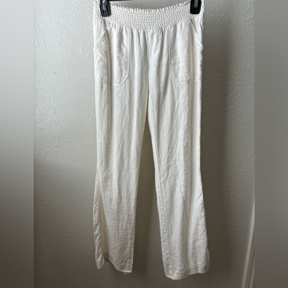 White linen wide leg pants